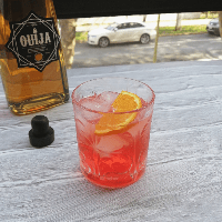 Gin ouija negroni