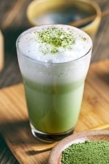 te con leche vegetal matcha