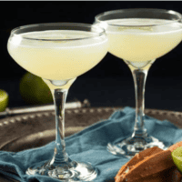 trago gimlet con gin